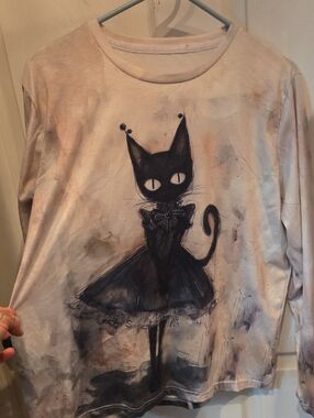Black Cat Graphic Long Sleeve Tee - Cream Base